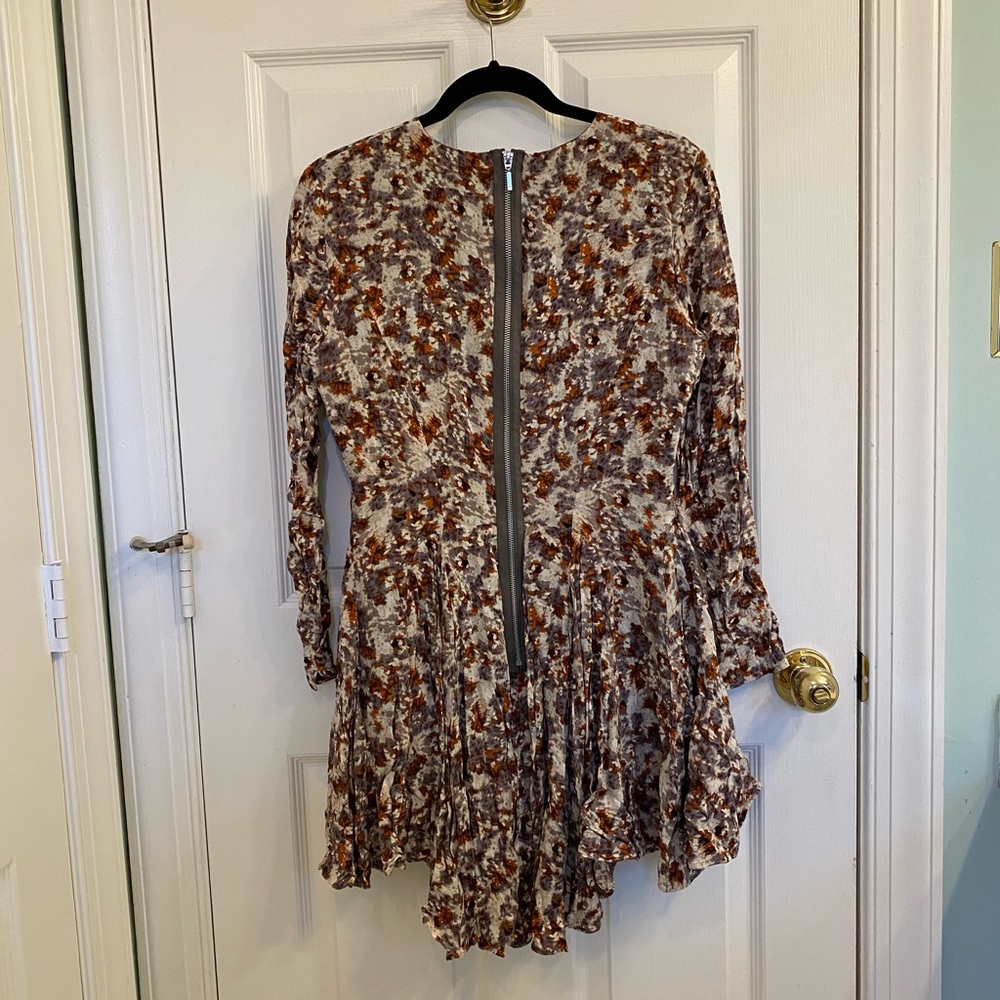 H&M Abstract Patterned Dress - Picture 6 of 9